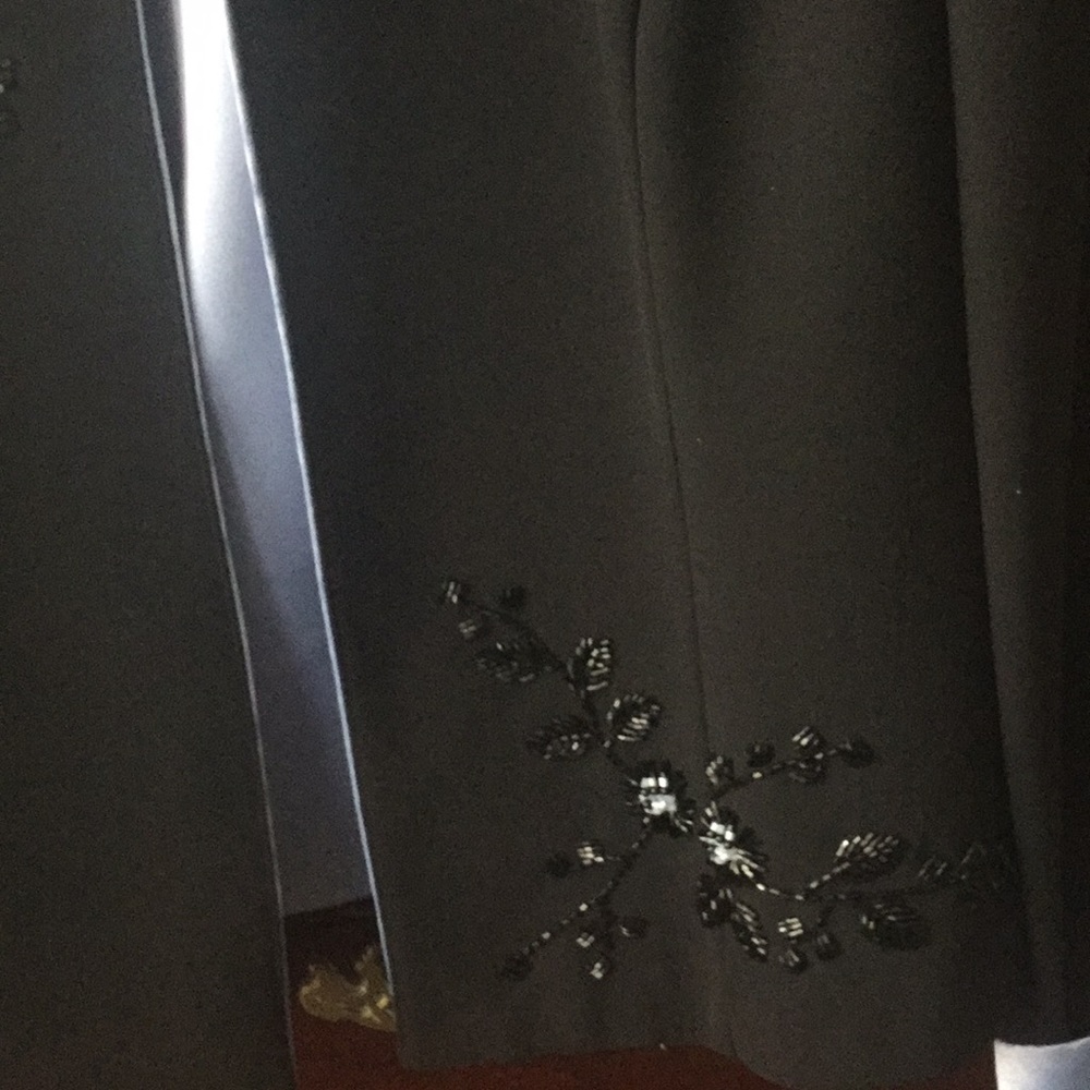 Embellished Jacket With Matching Shell - image 2